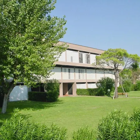 In With Swimming Pool In Marina Di Bibbona